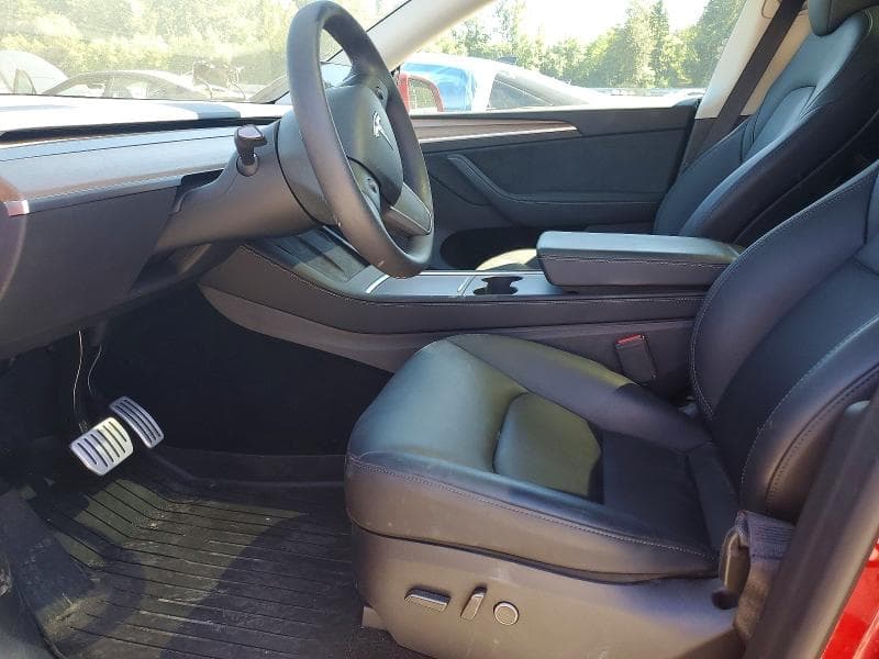 2025 TESLA MODEL Y 7