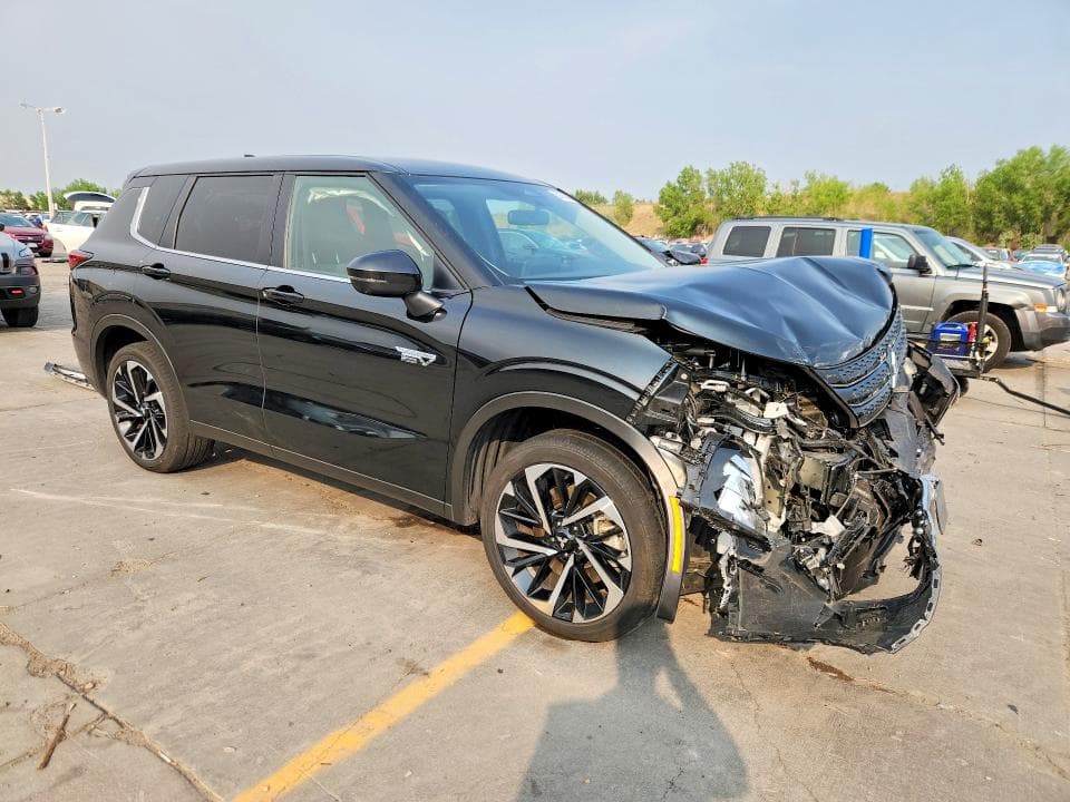2025 MITSUBISHI OUTLANDER SE 4