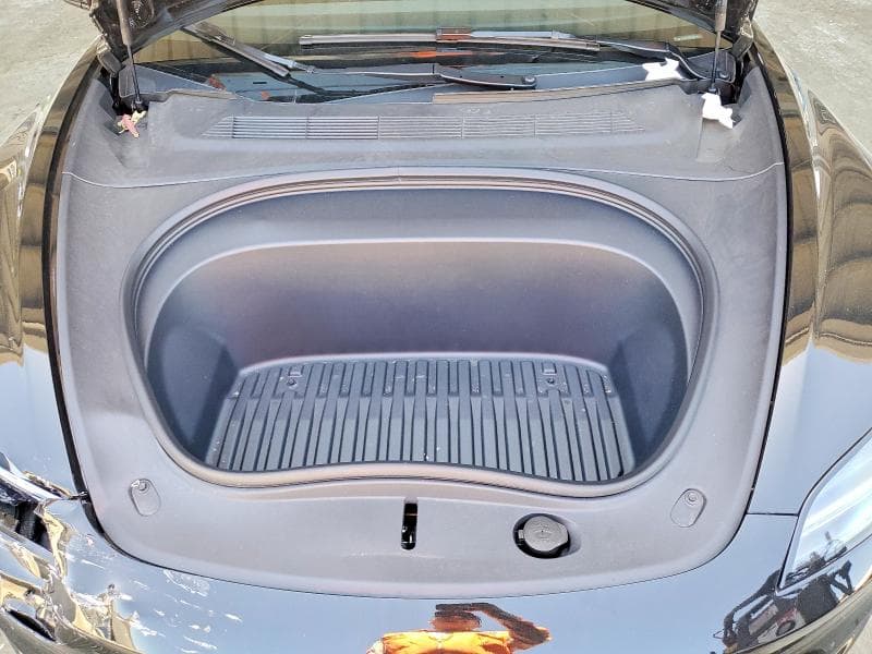 2025 TESLA MODEL 3 11
