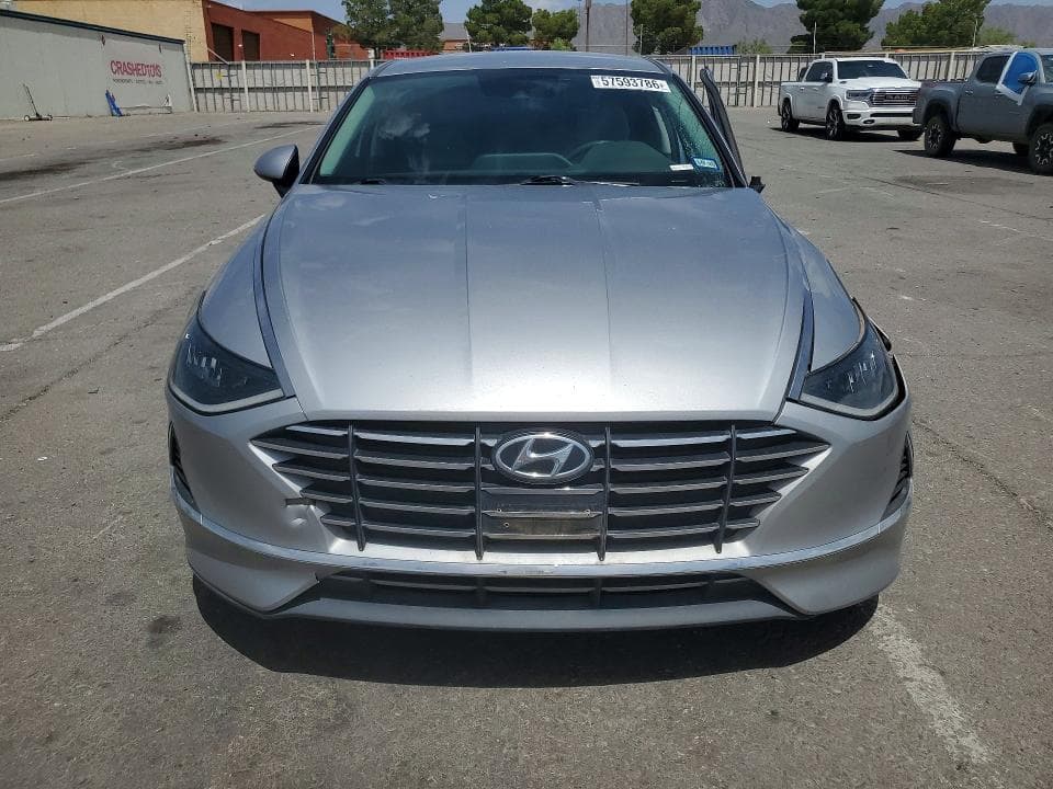 2022 HYUNDAI SONATA SE 5