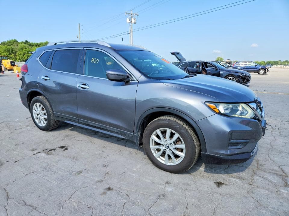 2017 NISSAN ROGUE SV 4