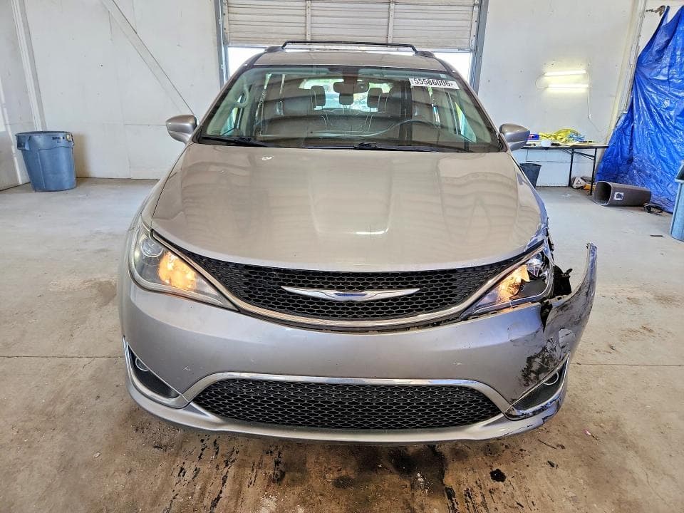 2018 CHRYSLER PACIFICA TOURING L 5
