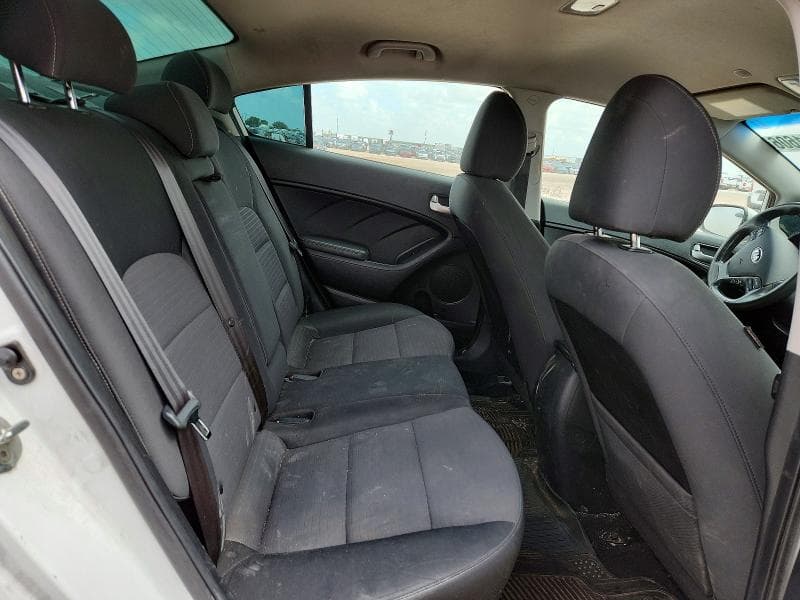 2018 KIA FORTE LX 10