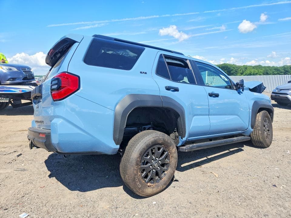 2026 TOYOTA 4RUNNER SR5 3