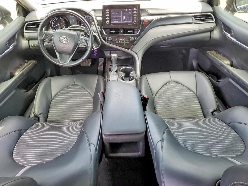 2022 TOYOTA CAMRY SE 8