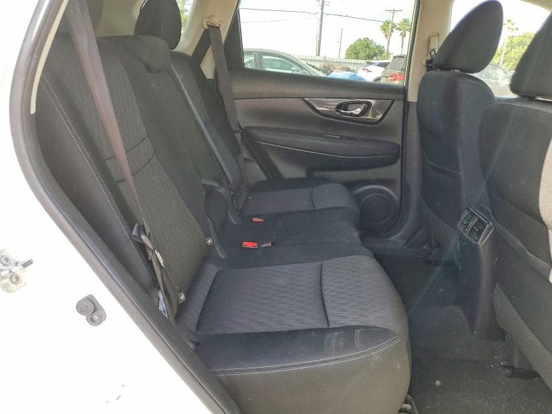 2018 NISSAN ROGUE SV 11