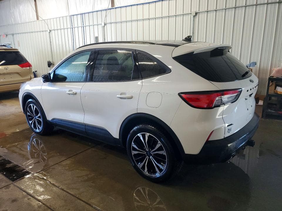 2022 FORD ESCAPE SEL 2