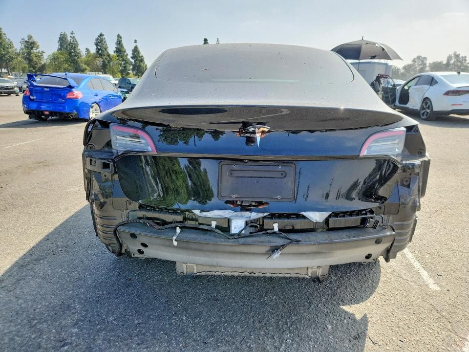 2023 TESLA MODEL 3 6