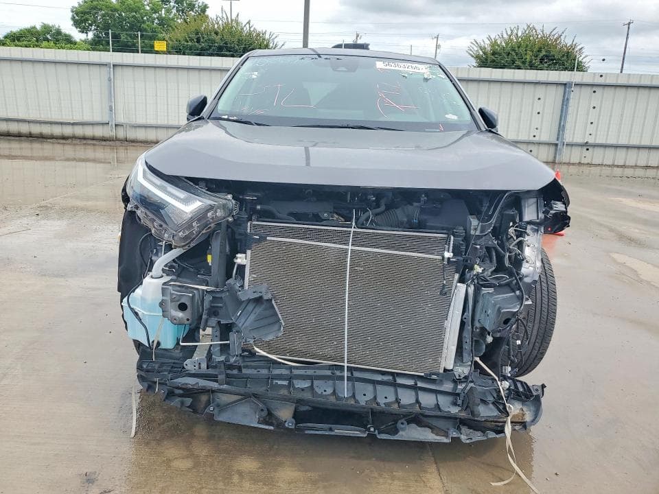 2024 TOYOTA RAV4 LE 5