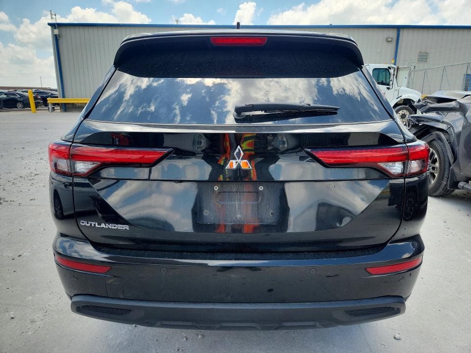 2022 MITSUBISHI OUTLANDER ES 6