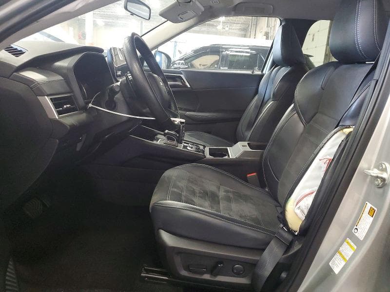 2024 MITSUBISHI OUTLANDER SE 7