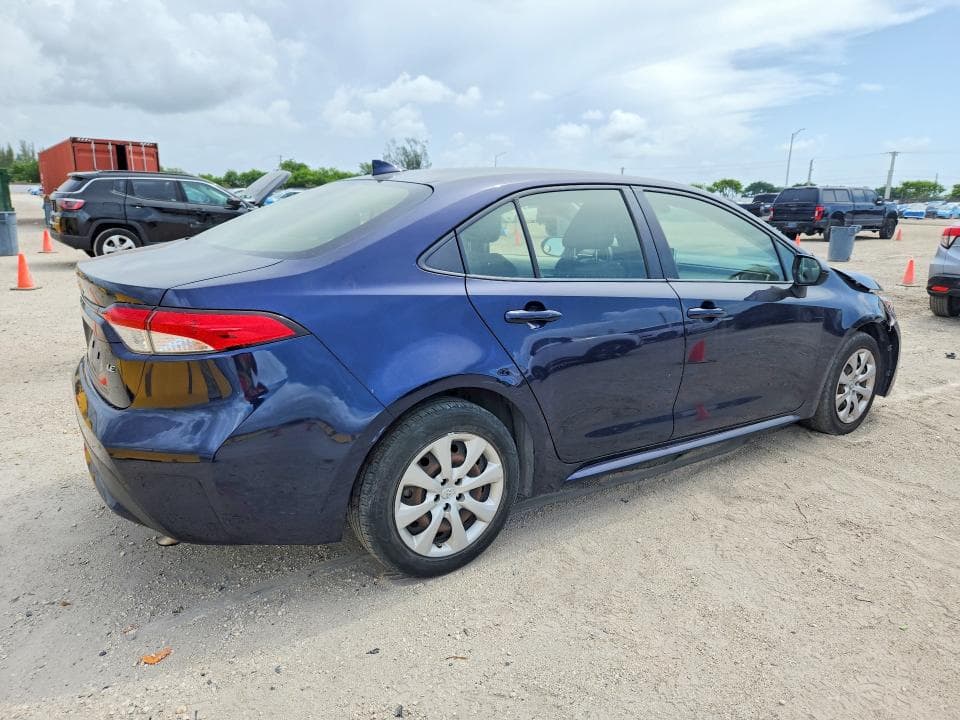 2021 TOYOTA COROLLA LE 3