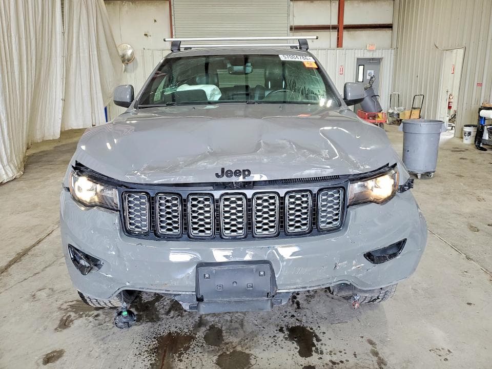 2019 JEEP GRAND CHEROKEE LAREDO 5