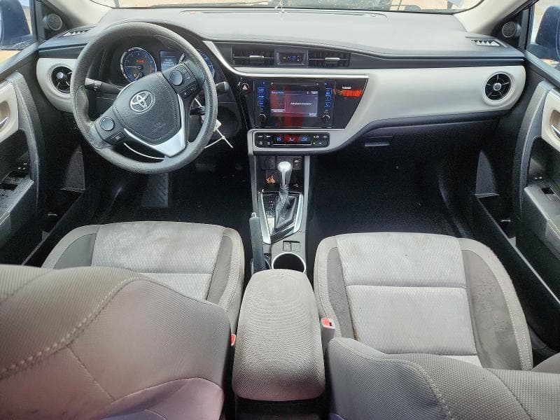 2017 TOYOTA COROLLA LE 8