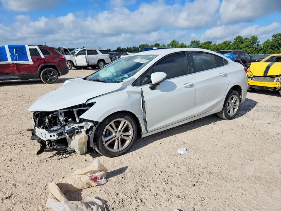 2018 CHEVROLET CRUZE LT