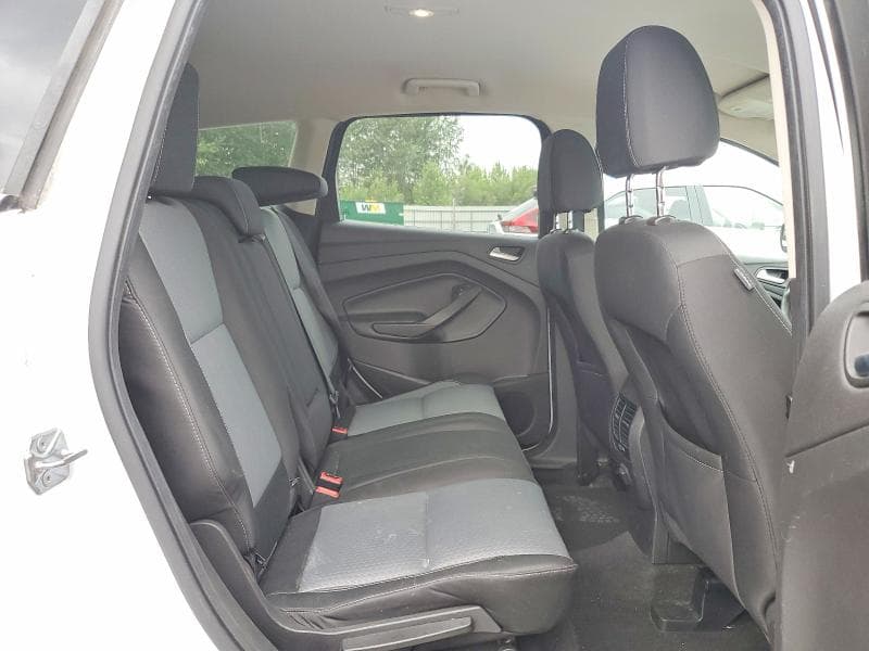 2017 FORD ESCAPE SE 11