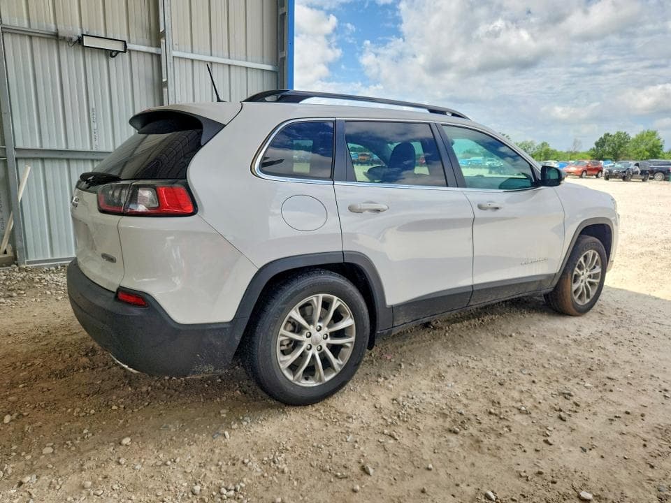 2022 JEEP CHEROKEE LATITUDE LUX 3