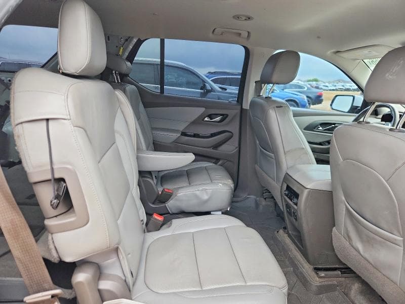 2018 CHEVROLET TRAVERSE PREMIER 11