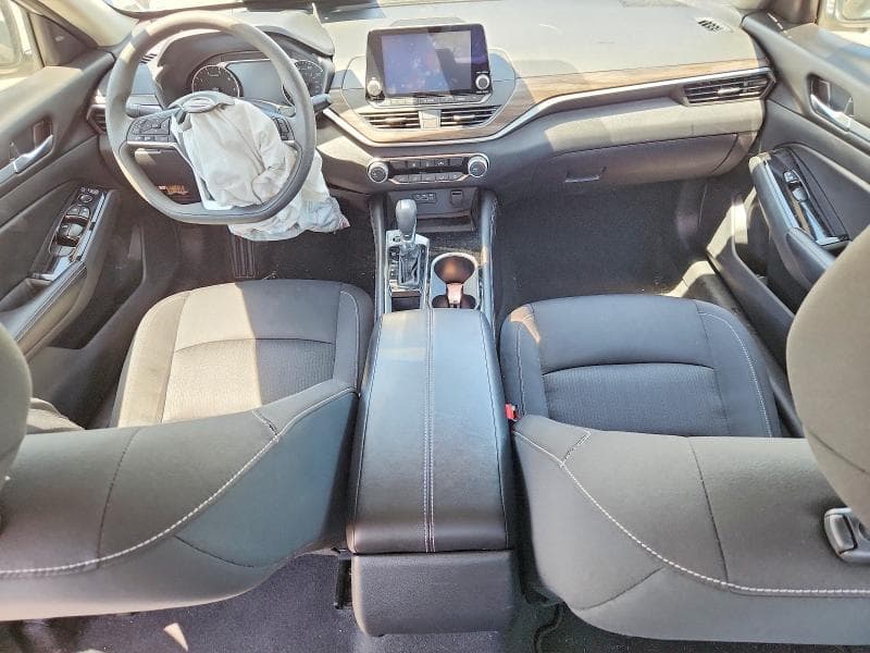 2023 NISSAN ALTIMA SV 8