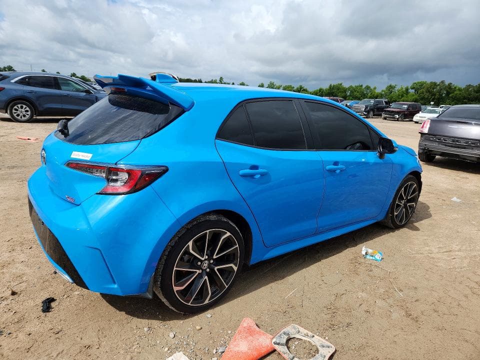 2019 TOYOTA COROLLA HATCHBACK XSE 3