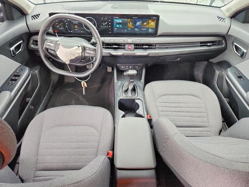 2025 KIA K4 EX 8