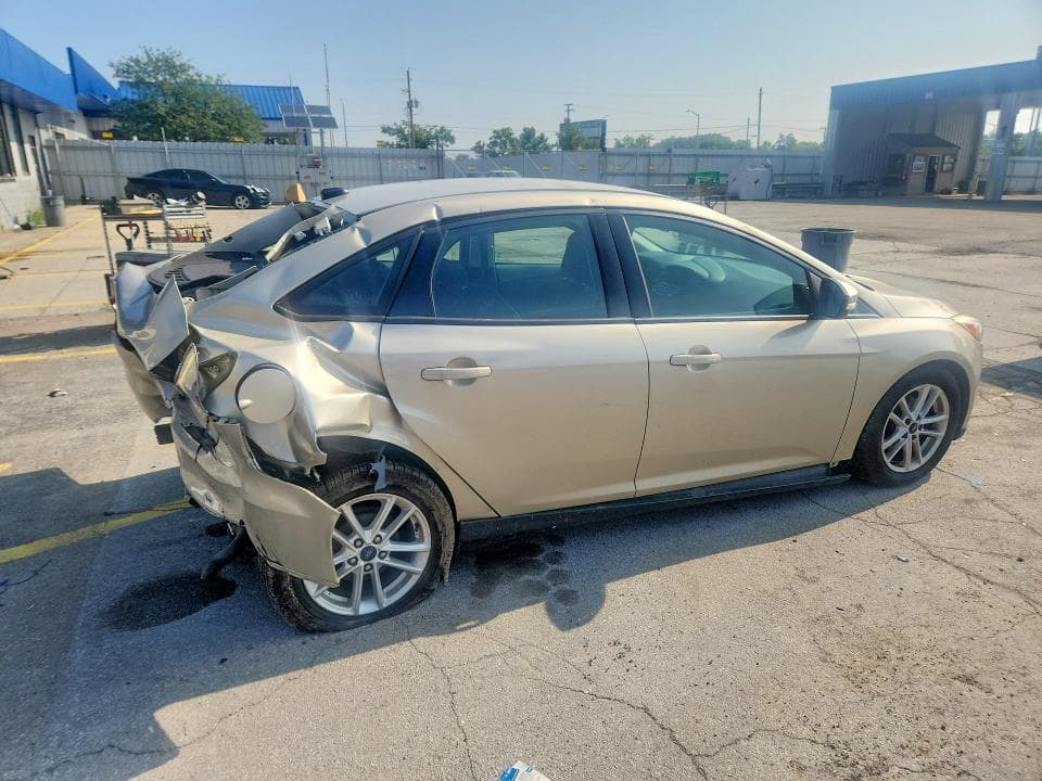 2017 FORD FOCUS SE 3