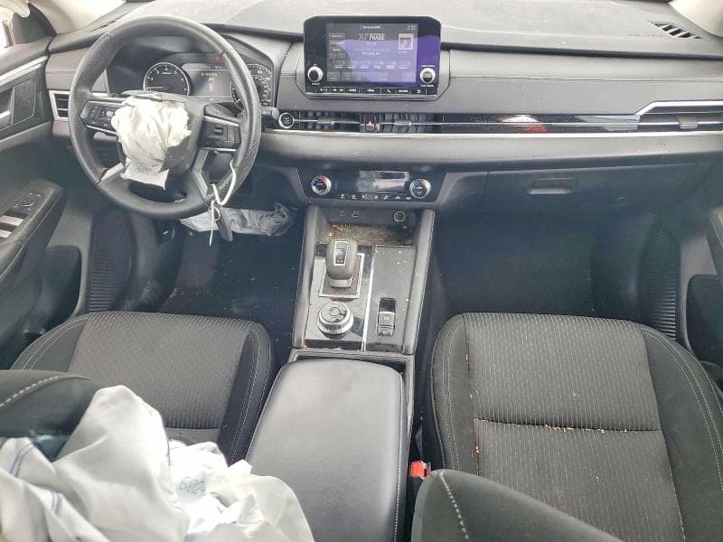 2024 MITSUBISHI OUTLANDER ES 8