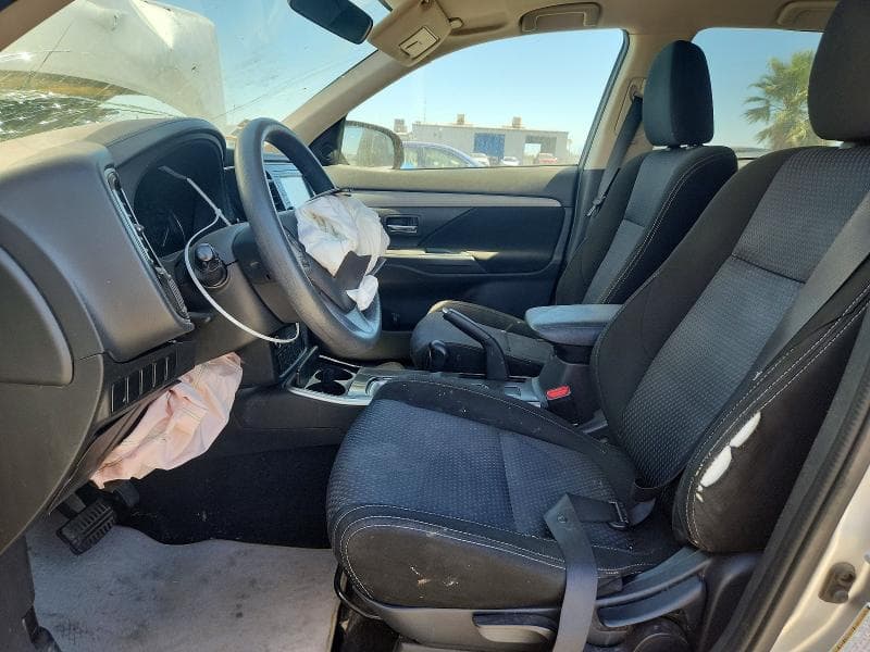 2018 MITSUBISHI OUTLANDER ES 7