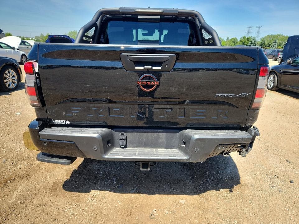 2024 NISSAN FRONTIER PRO-4X 6