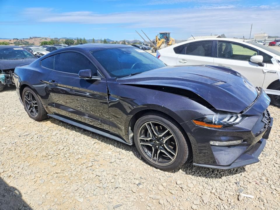 2022 FORD MUSTANG 4