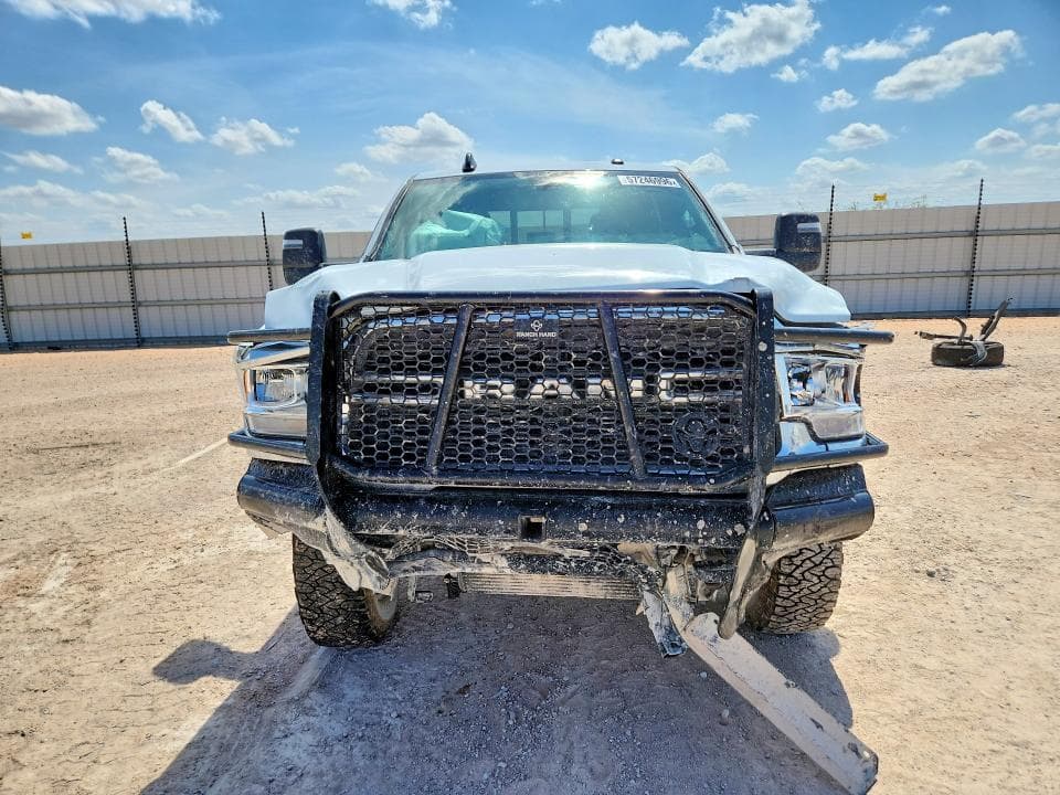 2024 RAM 2500 TRADESMAN 5