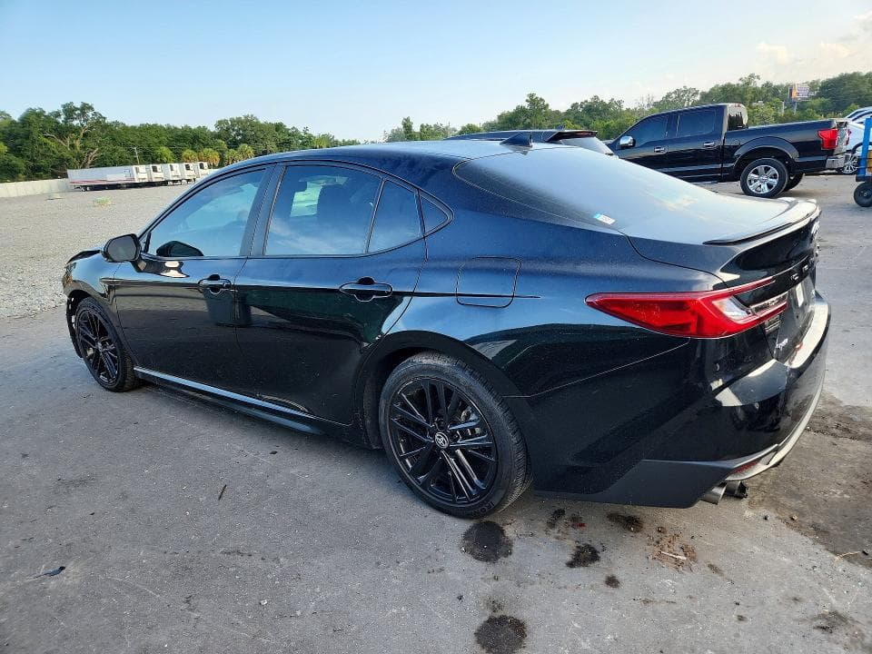 2025 TOYOTA CAMRY SE 2