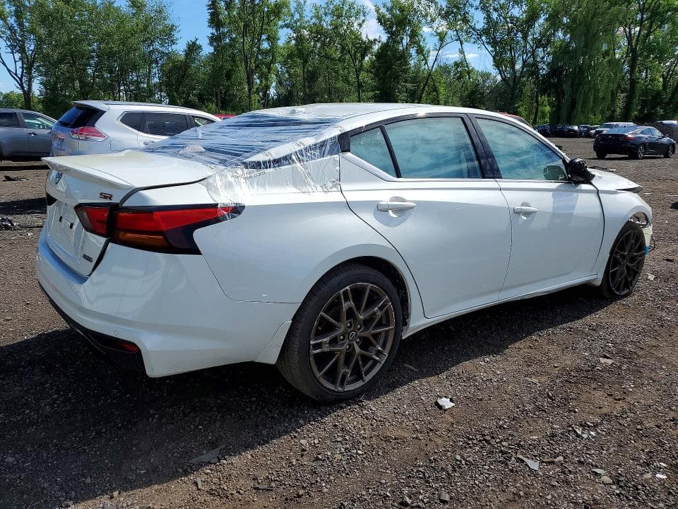 2025 NISSAN ALTIMA SR 3