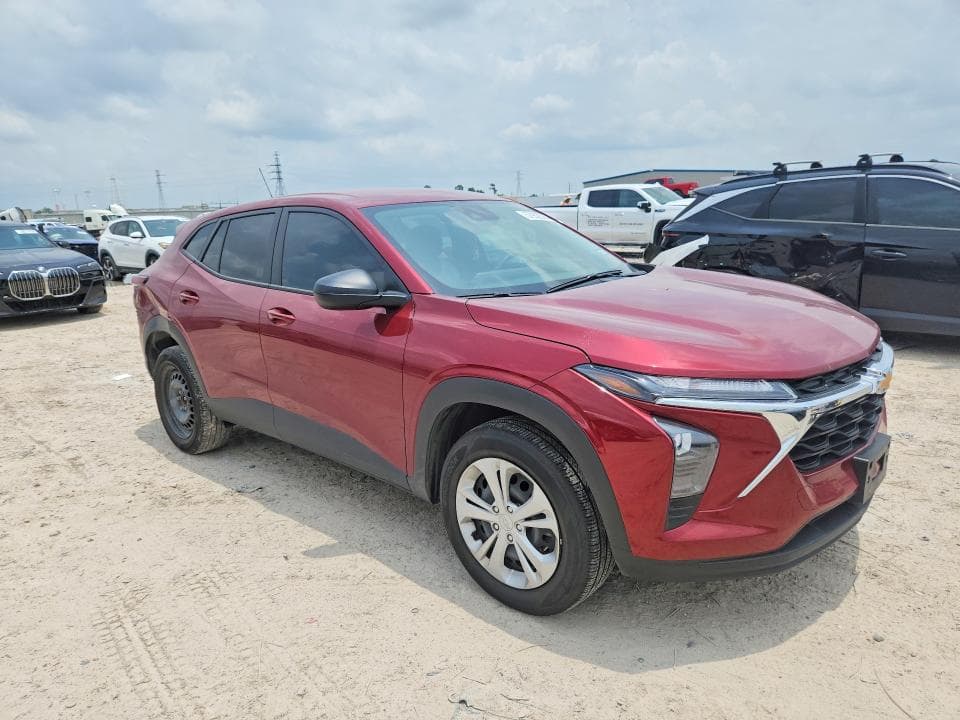2025 CHEVROLET TRAX LS 4