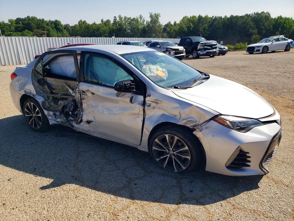 2018 TOYOTA COROLLA SE 4