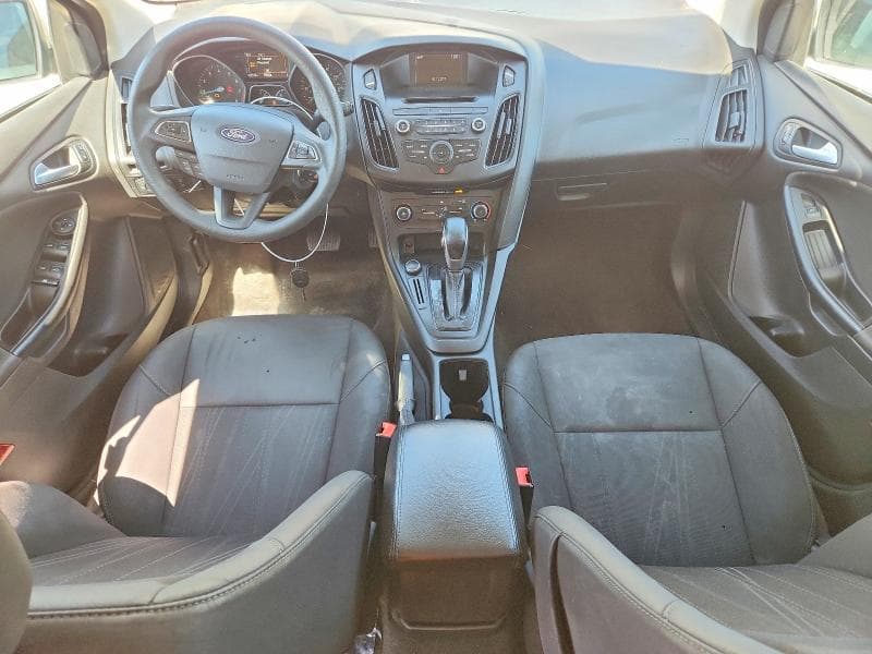 2017 FORD FOCUS SE 8