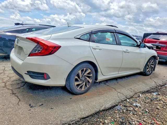 2018 HONDA CIVIC EX 3