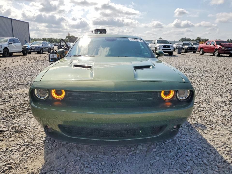 2023 DODGE CHALLENGER SXT 5