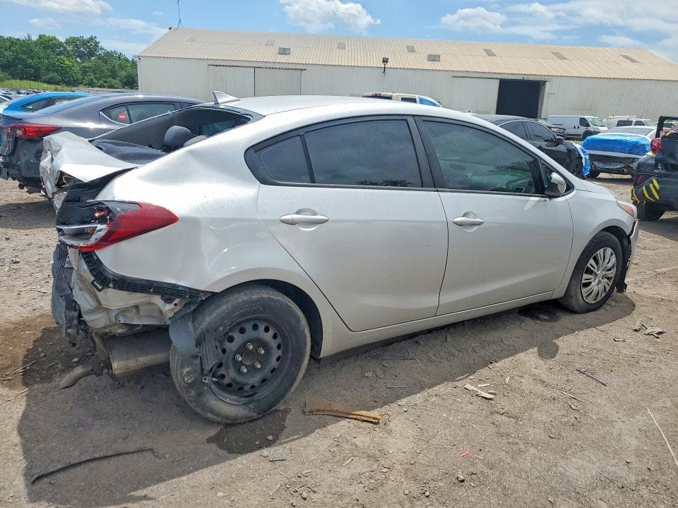 2017 KIA FORTE LX 3