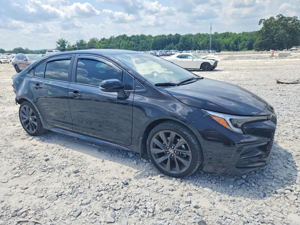 2025 TOYOTA COROLLA SE 4