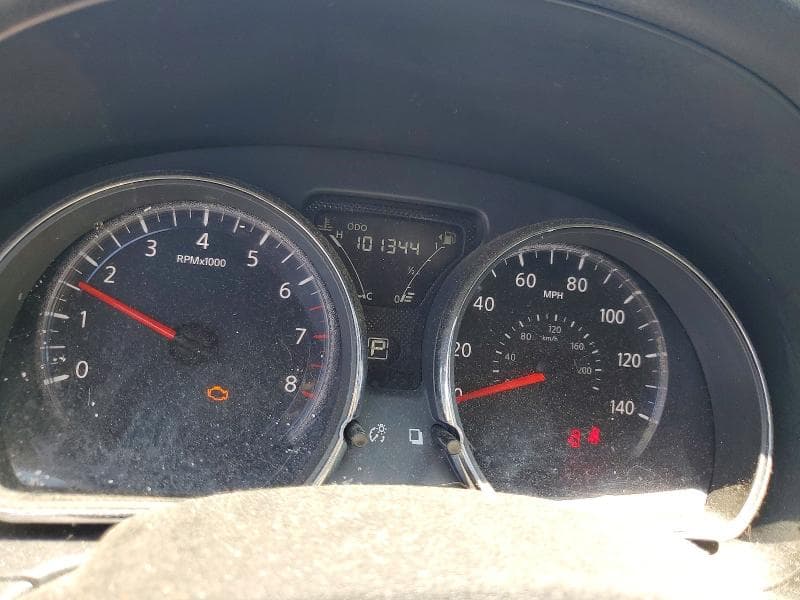2019 NISSAN VERSA SV 9