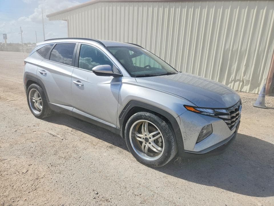 2024 HYUNDAI TUCSON SEL 4