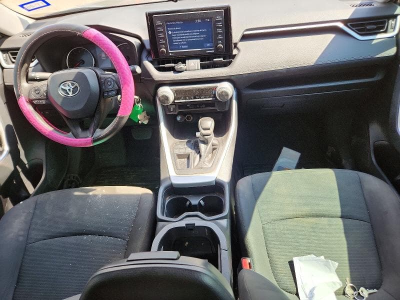 2021 TOYOTA RAV4 LE 8