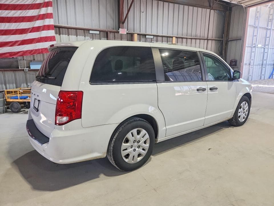 2019 DODGE GRAND CARAVAN SE 3