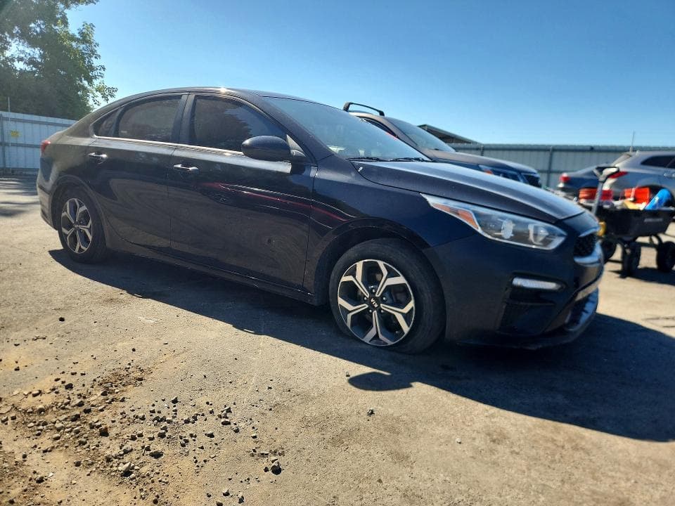 2021 KIA FORTE LXS 4