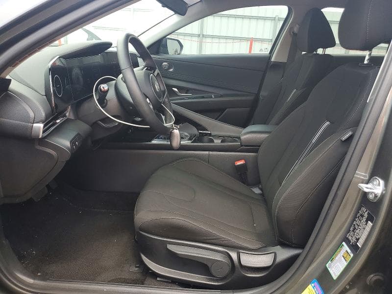 2025 HYUNDAI ELANTRA SEL 7