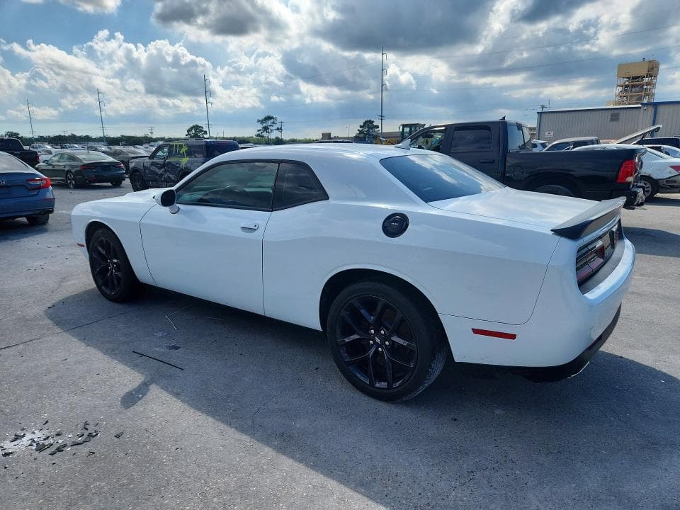 2021 DODGE CHALLENGER SXT 2