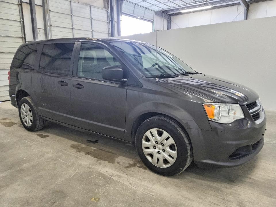 2020 DODGE GRAND CARAVAN SE 4