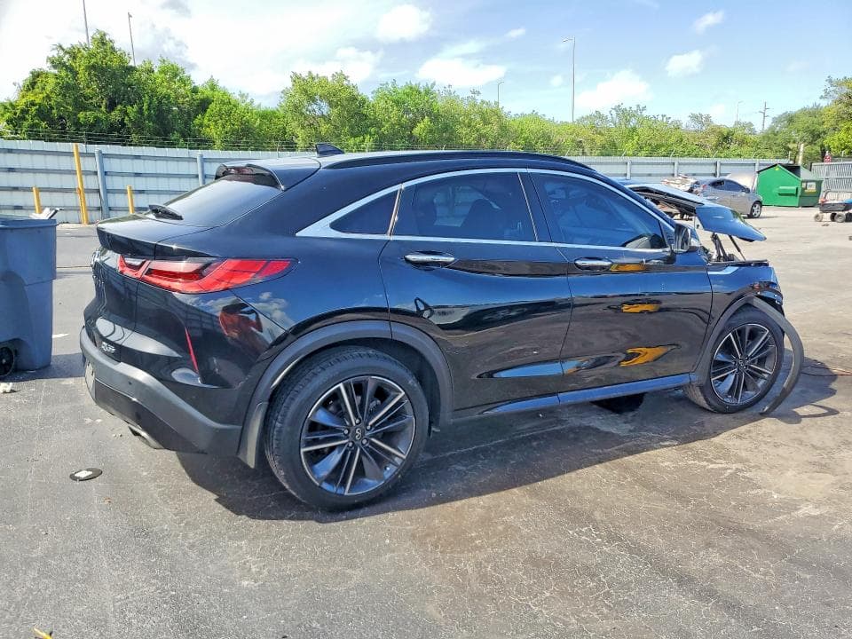 2023 INFINITI QX55 LUXE 3