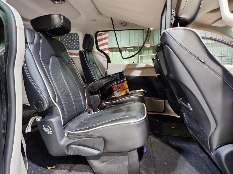 2023 CHRYSLER PACIFICA LIMITED 11